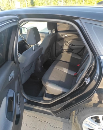 Ford Focus cena 30500 przebieg: 199296, rok produkcji 2014 z Koszalin małe 92